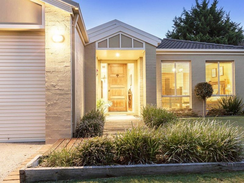 30 Weerona Way, Mornington VIC 3931
