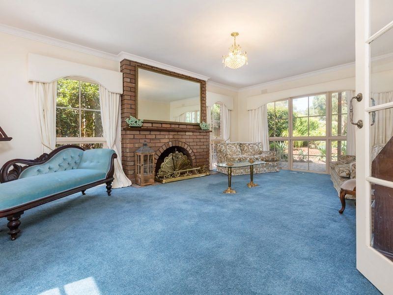 17 Blake Court, Mount Eliza VIC 3930