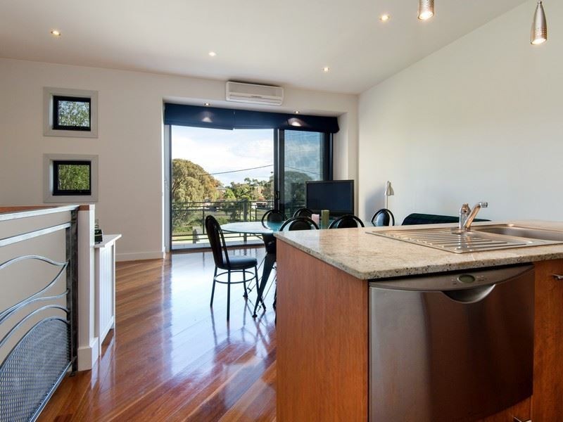 4/29 Seaton Road, Mornington VIC 3931