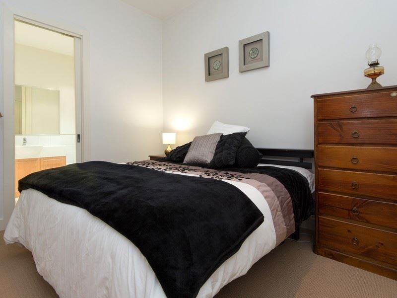 4/29 Seaton Road, Mornington VIC 3931