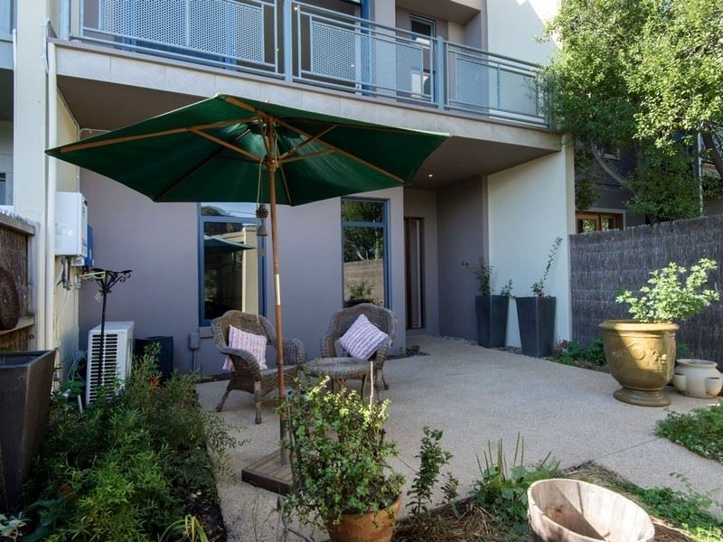 4/29 Seaton Road, Mornington VIC 3931