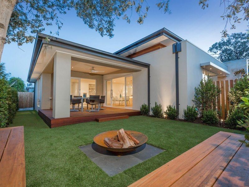 2a Shelbourne Court, Mornington VIC 3931