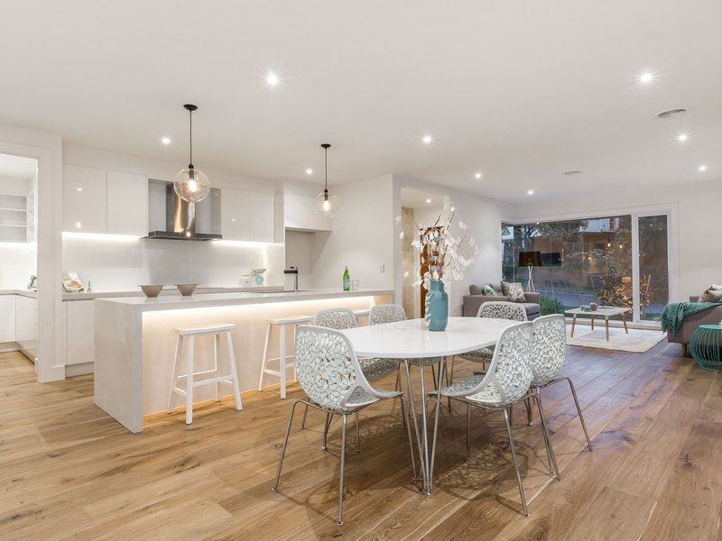 2a Shelbourne Court, Mornington VIC 3931