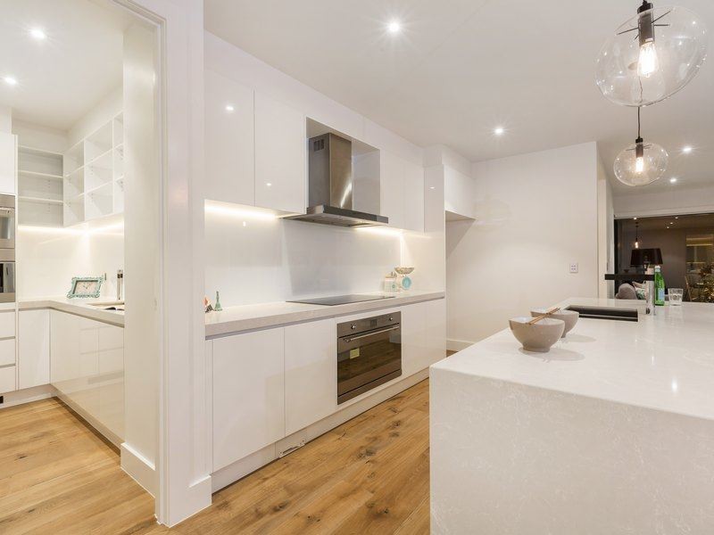 2a Shelbourne Court, Mornington VIC 3931