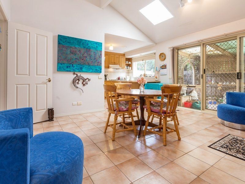 54 Ellinbank Crescent, Mornington VIC 3931