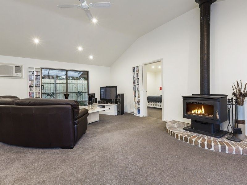 11 Bartlett Street, Frankston South VIC 3199