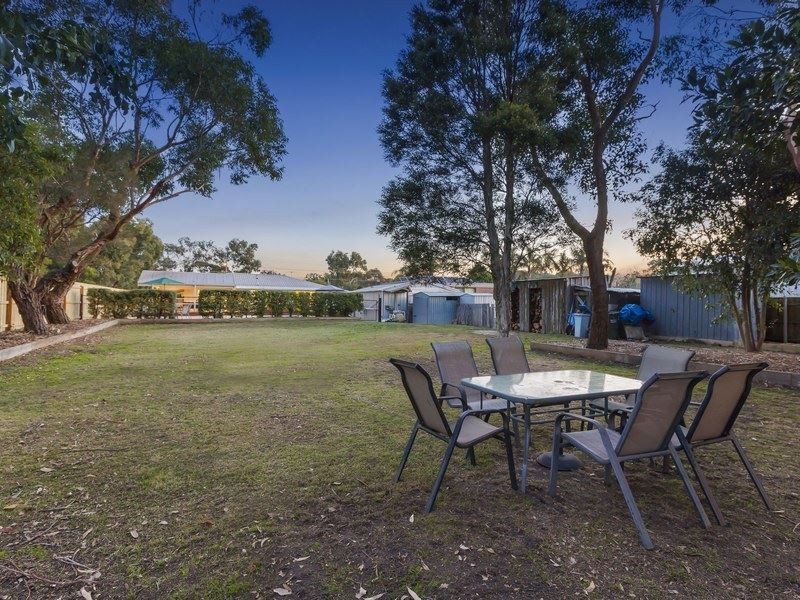 11 Bartlett Street, Frankston South VIC 3199