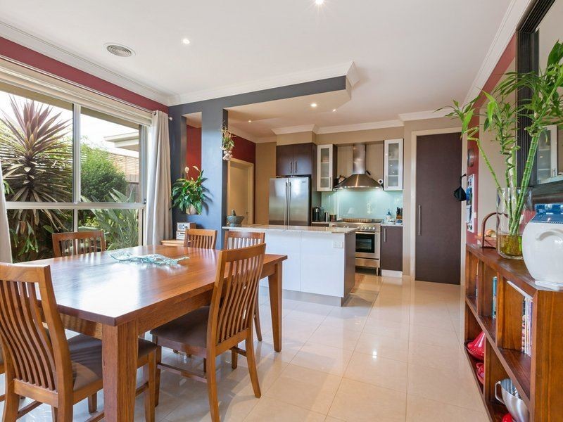 1/14-16 Lucerne Ave, Mornington VIC 3931