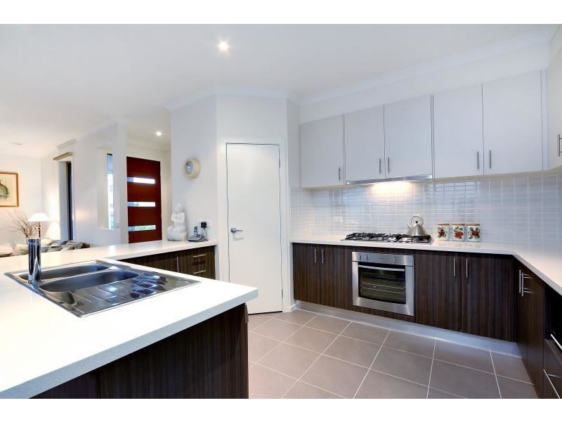 3/14 MacDonald Grove, Mornington VIC 3931