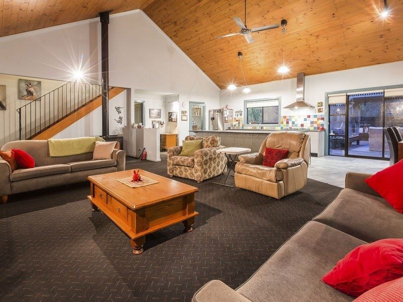 8 Lumeah Road, Somerville VIC 3912