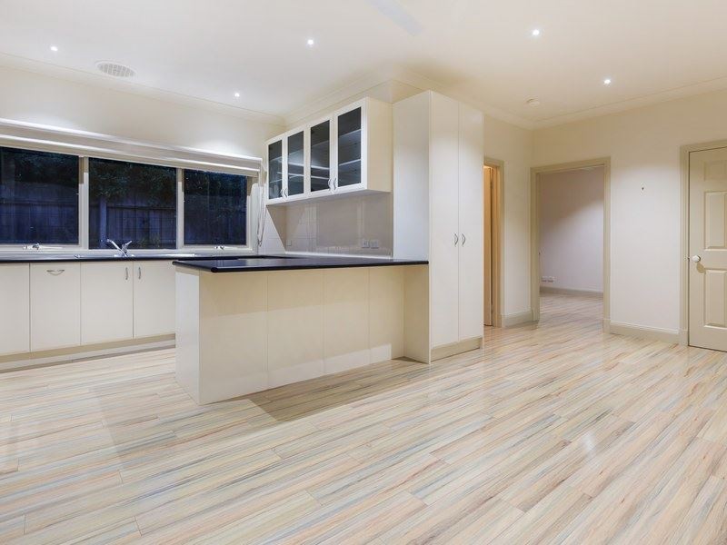 4 Summerfield Drive, Mornington VIC 3931