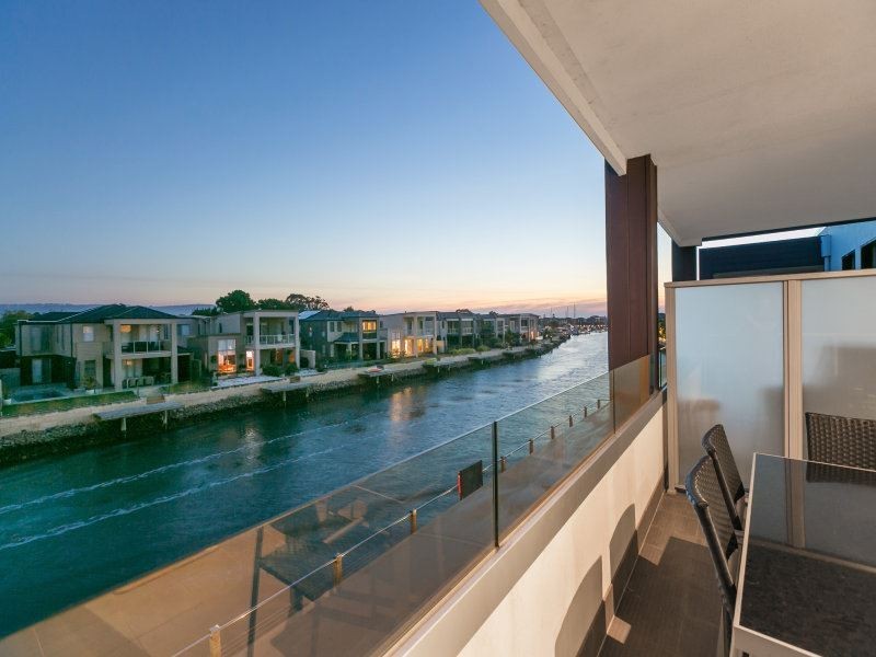 A205/83 Spinnaker Terrace, Safety Beach VIC 3936