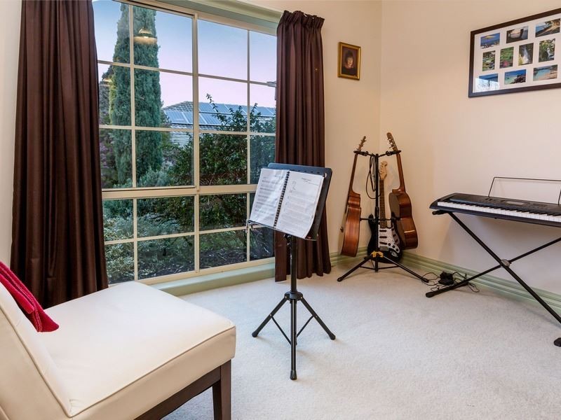 25 Killingholme Drive, Mornington VIC 3931