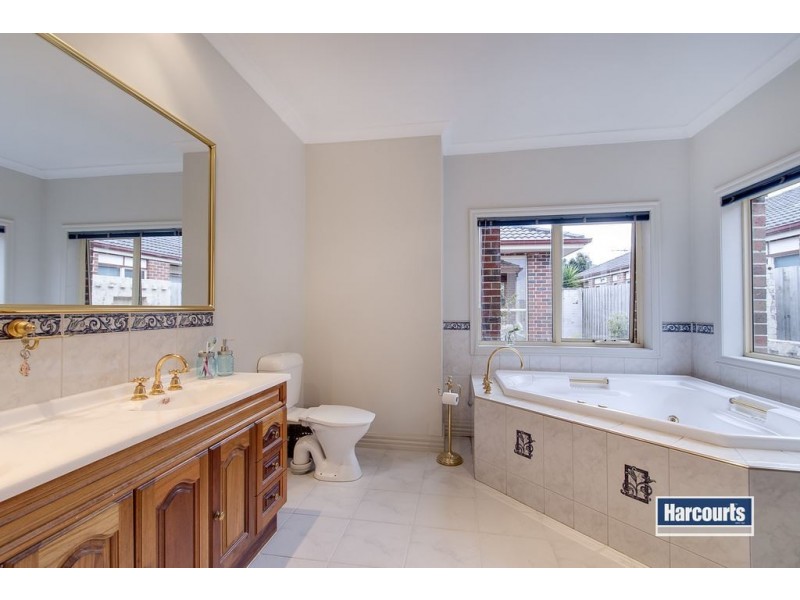 10 Netherclift Court, Mornington VIC 3931