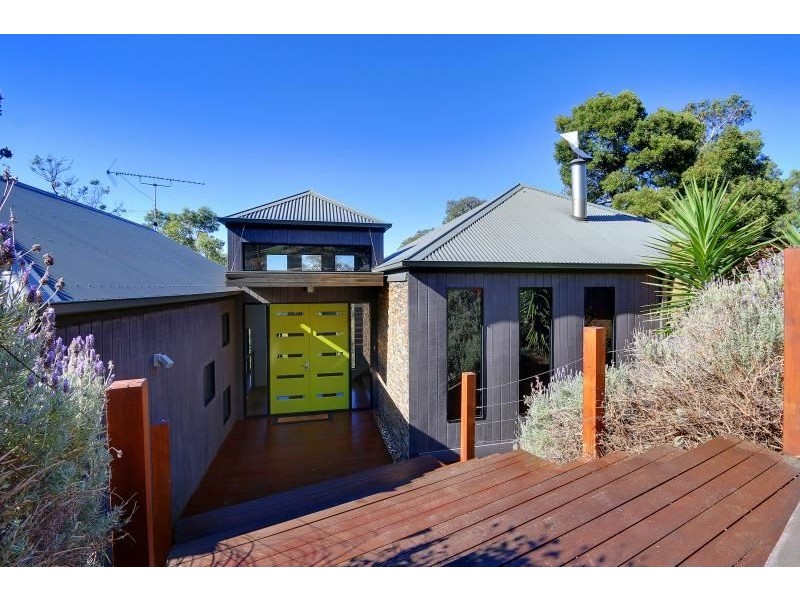 62-64 Eumeralla Grove, Mount Eliza VIC 3930