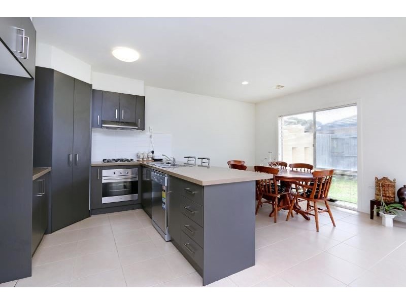8/110 Bungower Road, Mornington VIC 3931