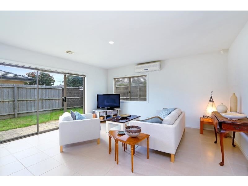 8/110 Bungower Road, Mornington VIC 3931