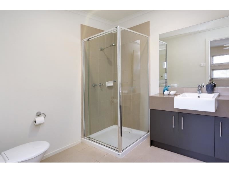 8/110 Bungower Road, Mornington VIC 3931