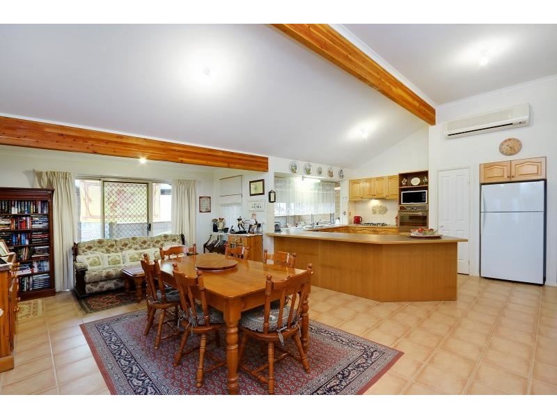 12 Summerfield Drive, Mornington VIC 3931