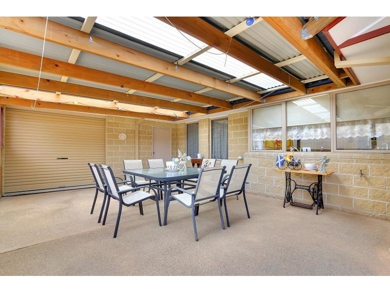 12 Summerfield Drive, Mornington VIC 3931