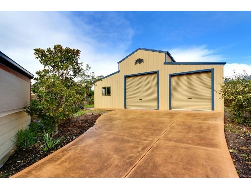 12 Summerfield Drive, Mornington VIC 3931