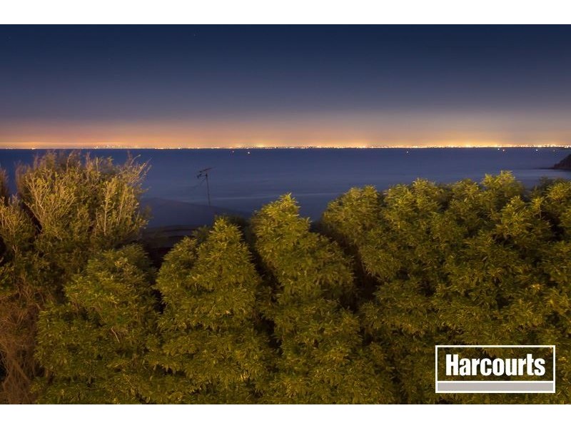 1 Martin Street, Mount Martha VIC 3934