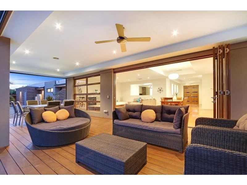 1 Century Drive, Mount Martha VIC 3934