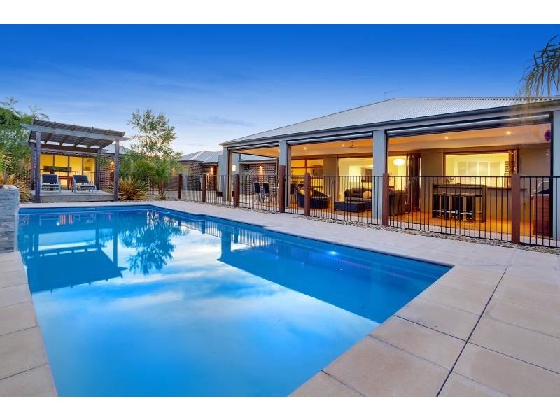 1 Century Drive, Mount Martha VIC 3934