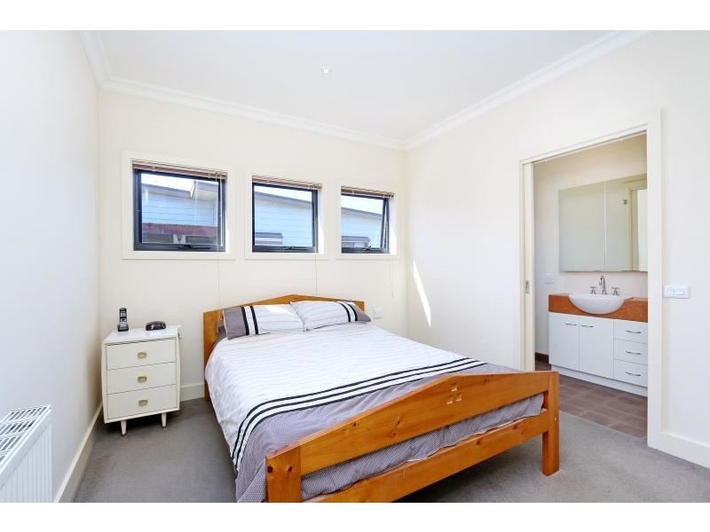 1/16 MacDonald Grove, Mornington VIC 3931