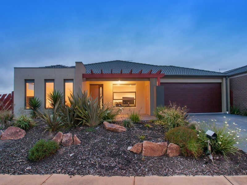 8 Sefton Grange, Mount Martha VIC 3934