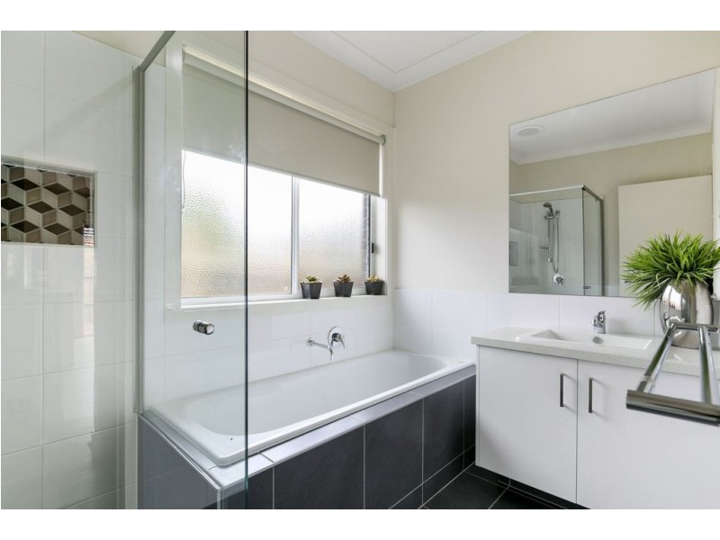 2 Ranch Court, Mornington VIC 3931