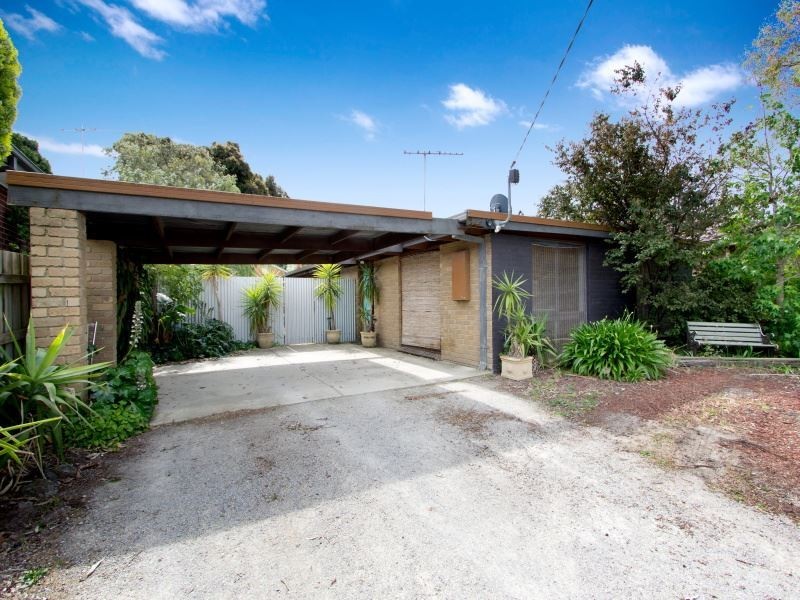 11 Kiandra Street, Mornington VIC 3931