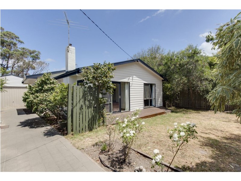 6 Morrisons Avenue, Mount Martha VIC 3934