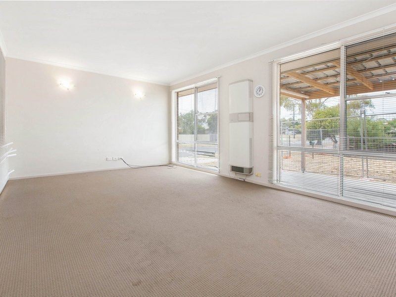 102 Robertson Drive, Mornington VIC 3931