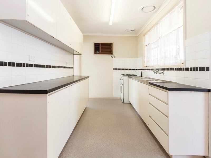 102 Robertson Drive, Mornington VIC 3931