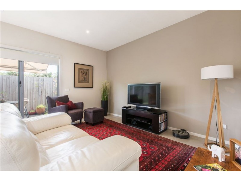 7/41 Green Island Avenue, Mount Martha VIC 3934