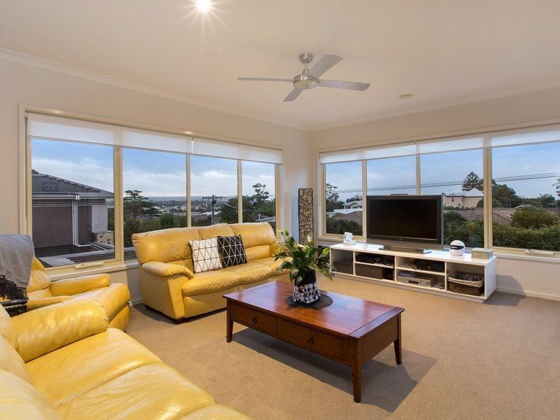 1/53 Beleura Hill, Mornington VIC 3931