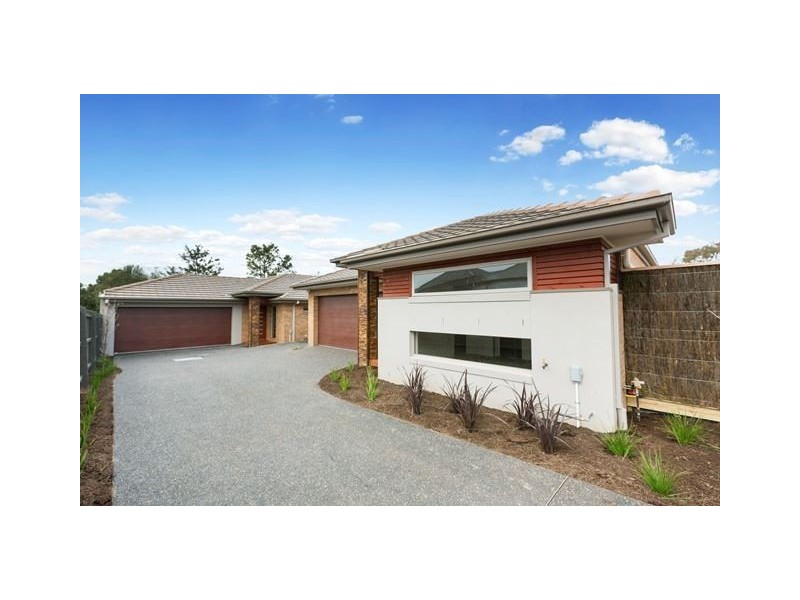 2/7 Harrap Road, Mount Martha VIC 3934