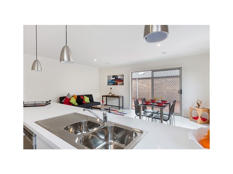 2/7 Harrap Road, Mount Martha VIC 3934