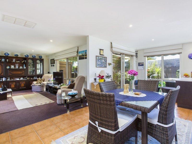 2/2 Scott Street, Mornington VIC 3931