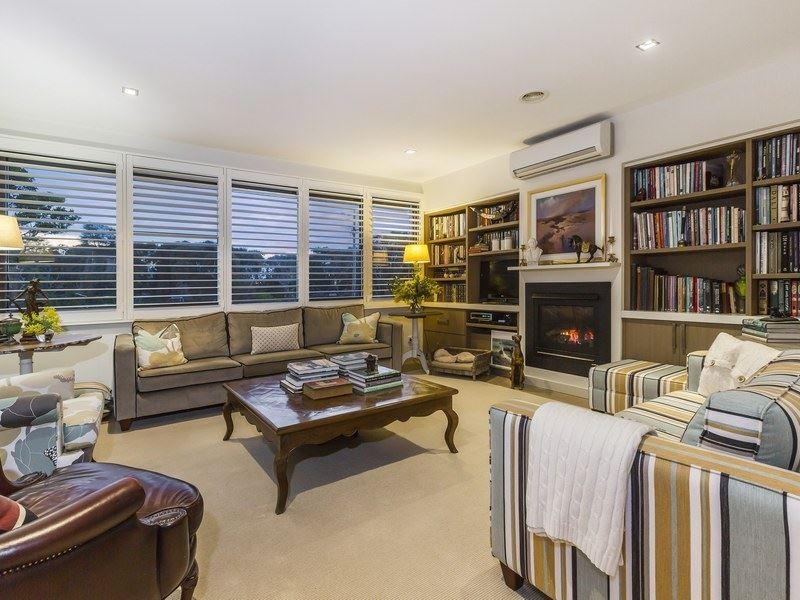 2/666 Esplanade, Mornington VIC 3931