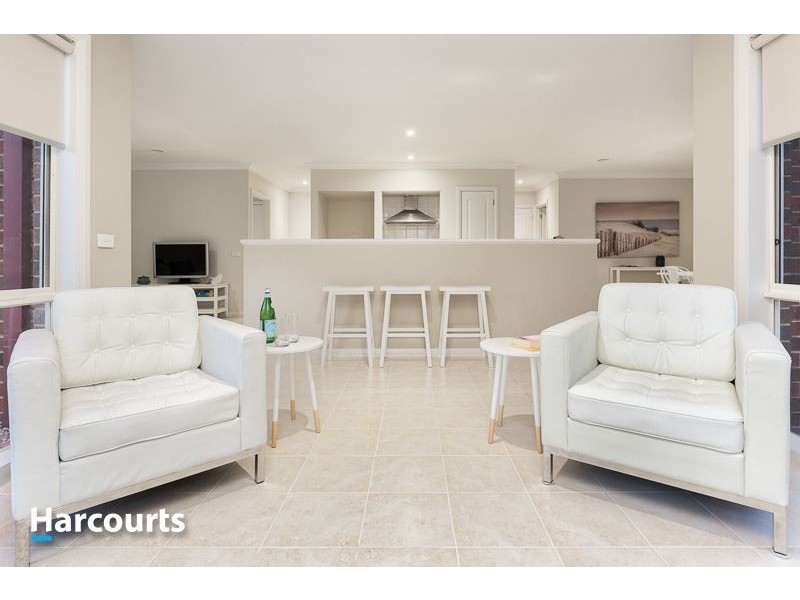 4 Lexton Street, Narre Warren South VIC 3805