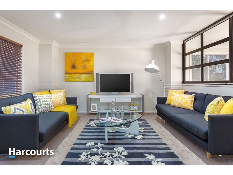 4 Lexton Street, Narre Warren South VIC 3805