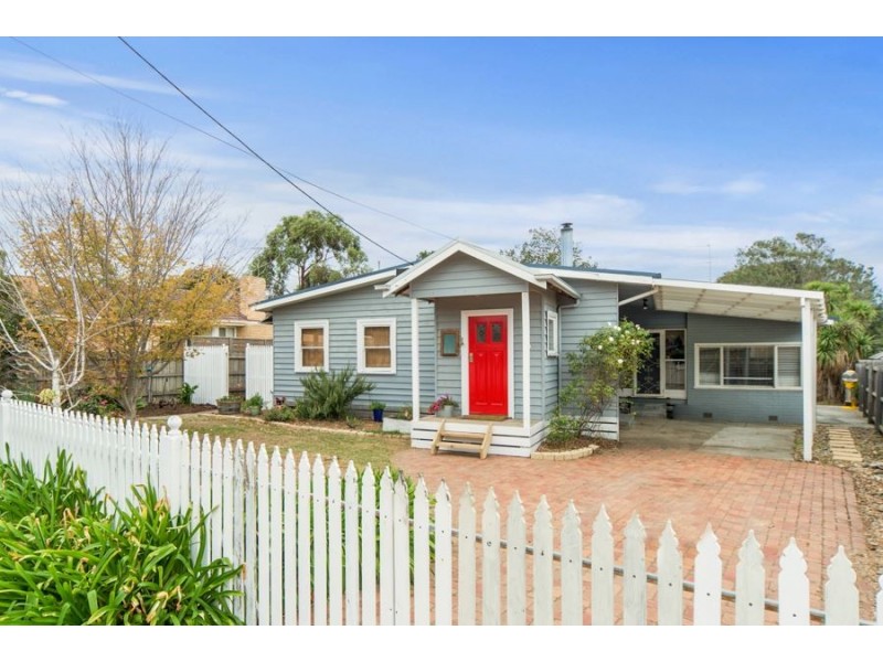 60 Adelaide Street, Mornington VIC 3931