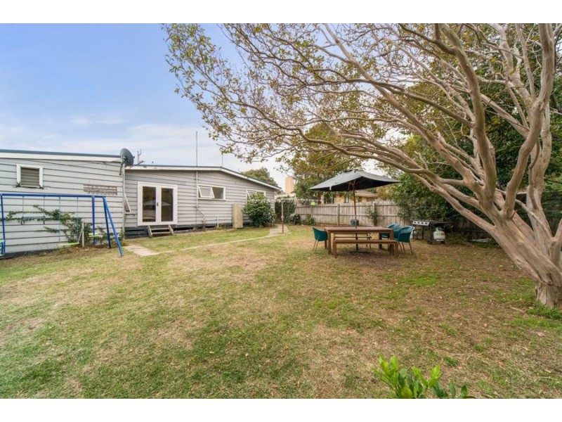 60 Adelaide Street, Mornington VIC 3931