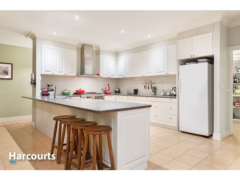 18 Katherine Court, Mornington VIC 3931