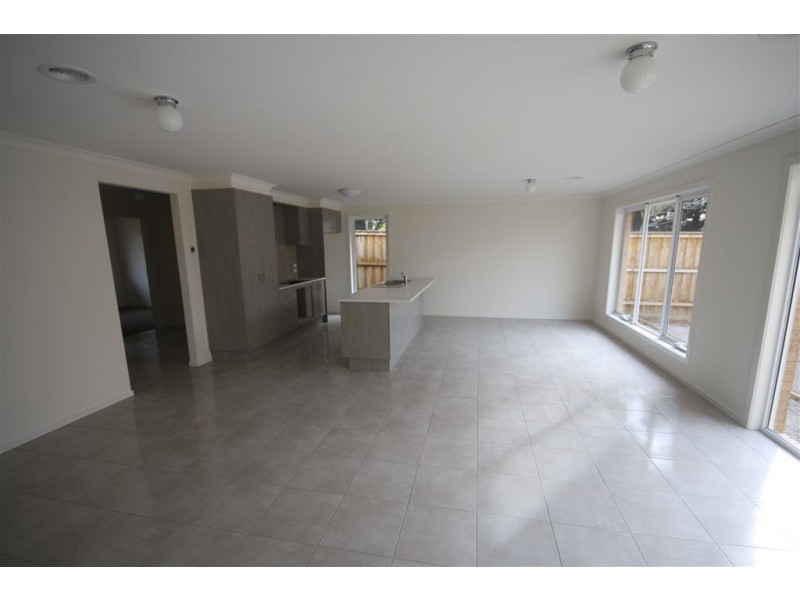 2/277 Marine Parade, Hastings VIC 3915