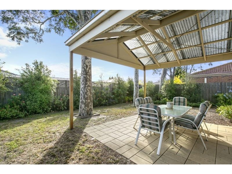 17 Meadow Crest Circuit, Mount Martha VIC 3934