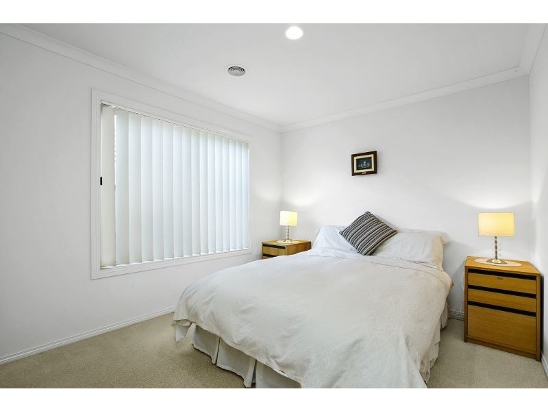 17 Meadow Crest Circuit, Mount Martha VIC 3934