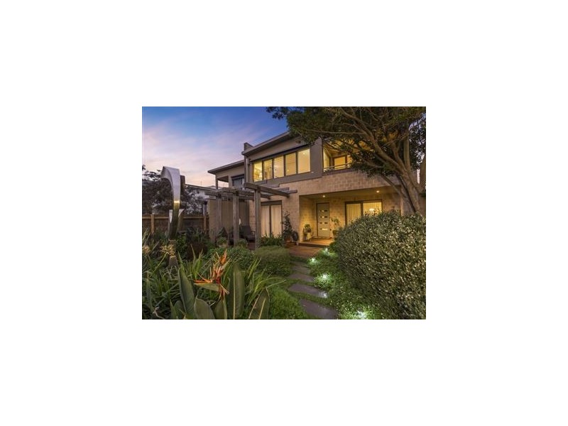 2/666 Esplanade, Mornington VIC 3931